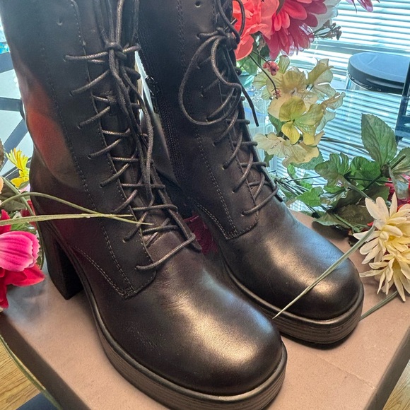 Vagabond Tyra Black Lace Up Leather Boots - Picture 3 of 4
